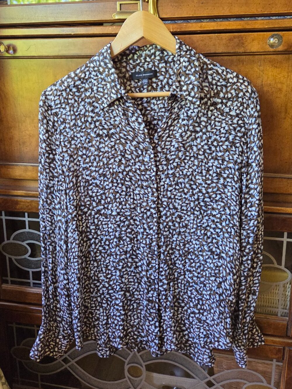 Beautiful Club Monaco light blouse